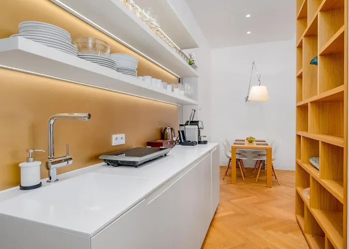 Days - One-bedroom Right Next To Old Town Square * Praga